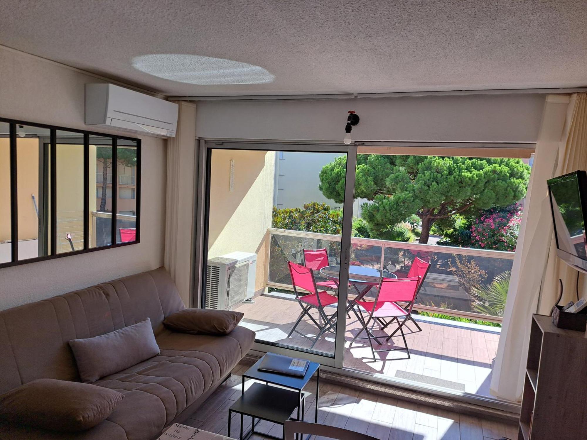Helios 32, T2 Climatise, Parking, 500M Plage Agde Dış mekan fotoğraf